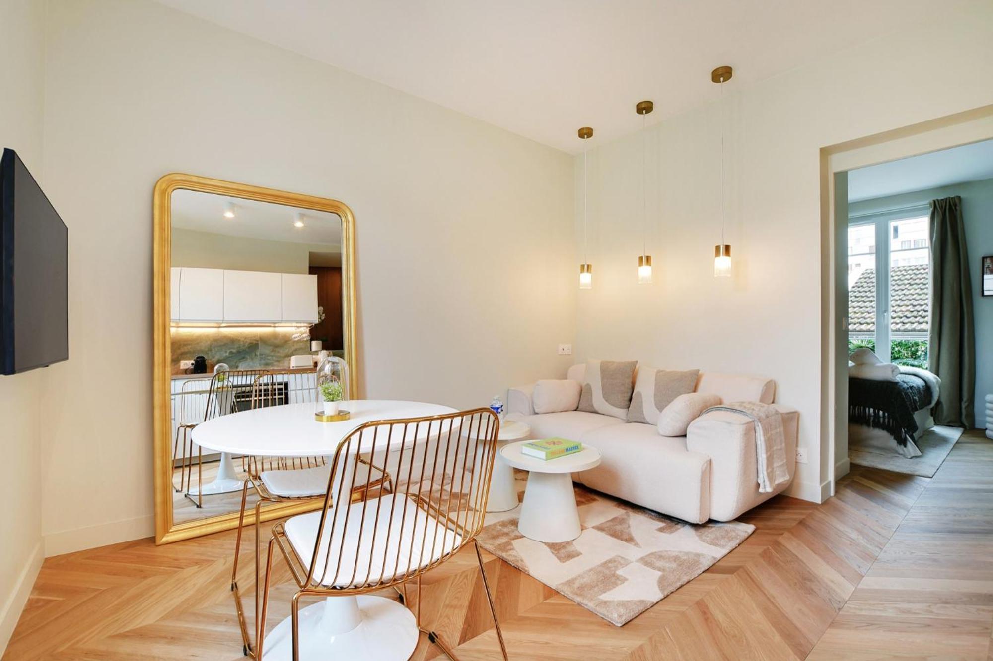 Suite Deluxe 1 By Les Maisons De Charloc Homes Boulogne-Billancourt Dış mekan fotoğraf